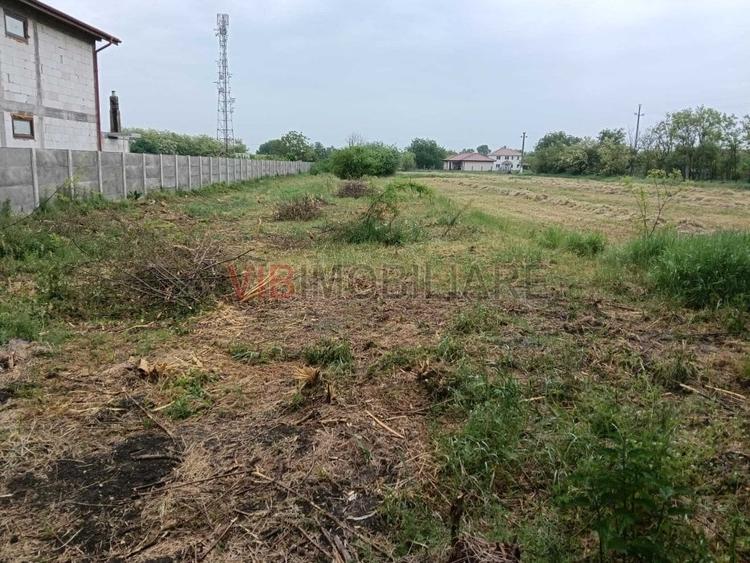 Parța | Teren intravilan 1.230 mp | Vatră sat | Utilități la stradă | Investiție - 2