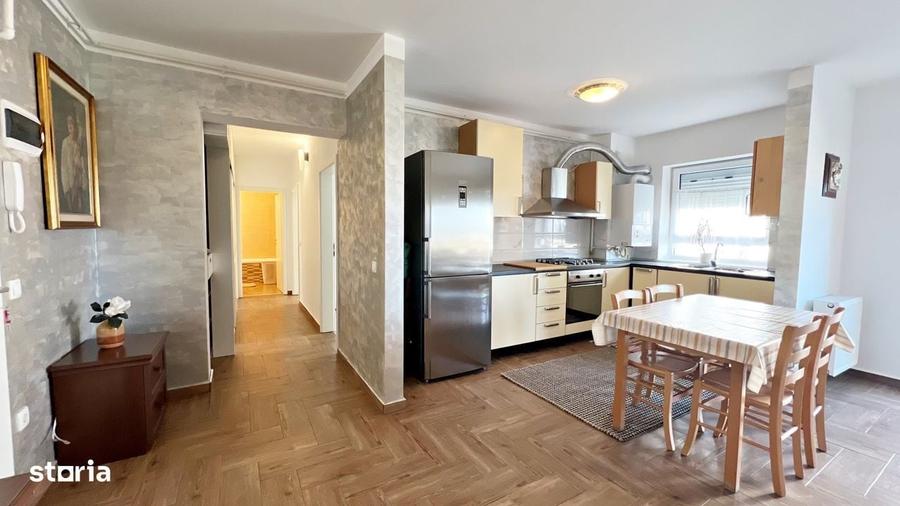Apartament cu 3 camere în Central