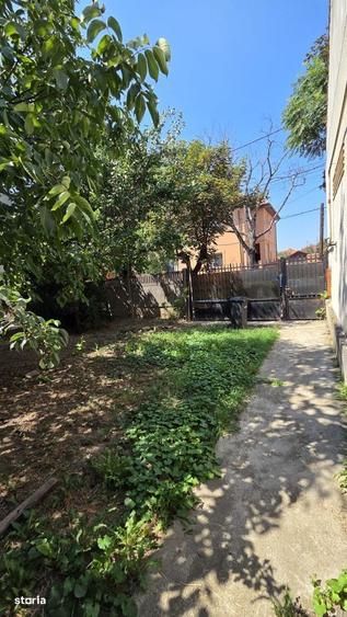 Casă cu 2 camere în 14 Mai