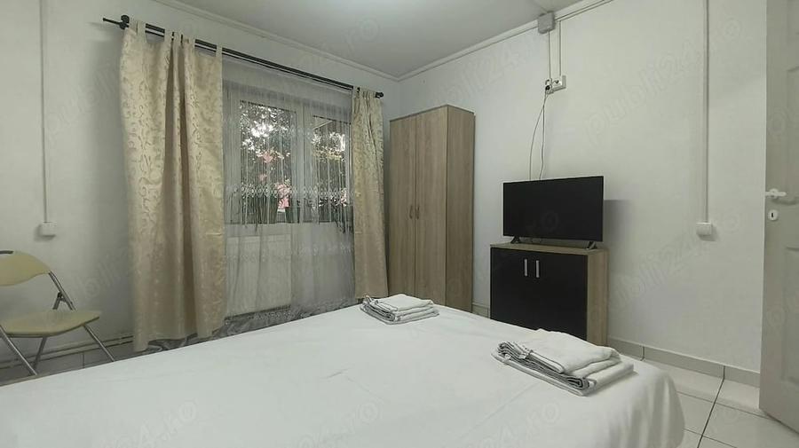 Apartament cu 2 camere decomandat în 22 Decembrie