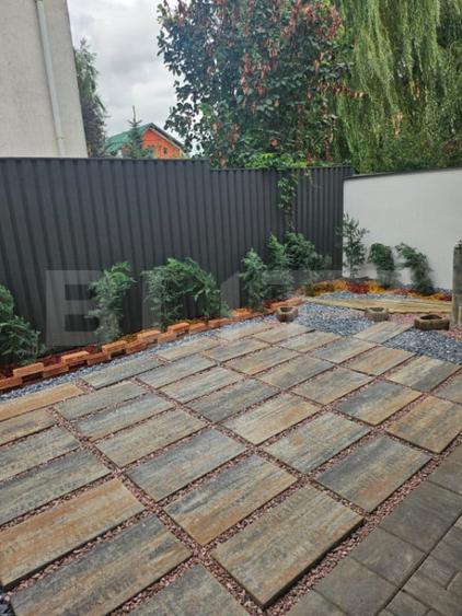 Casă cu 4 camere cu Teren 345 Mp în Valea Adâncă