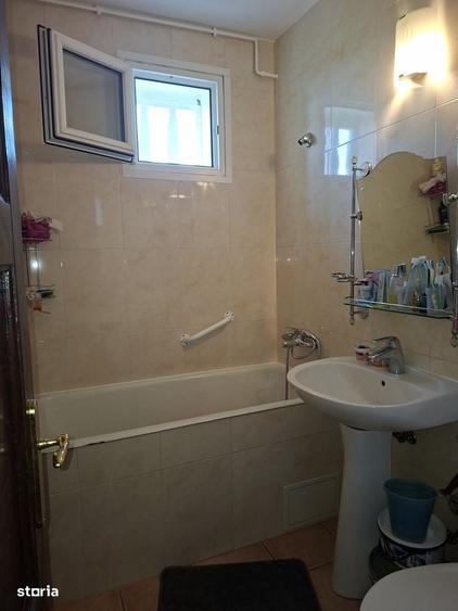 Apartament cu 2 camere semidecomandat în George Enescu