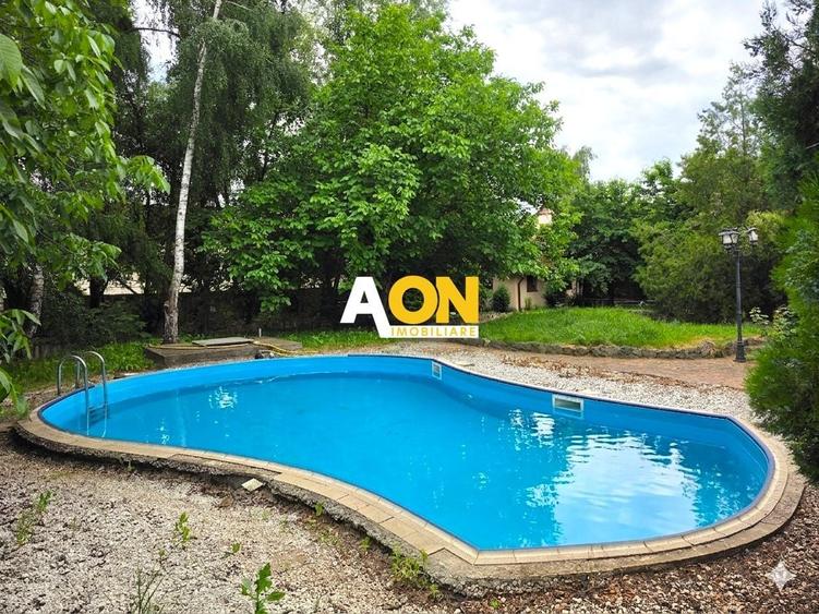 Casă individuală cu 5 camere cu Piscina în Micești