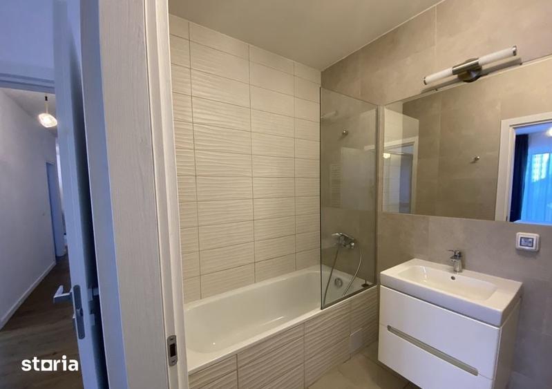 Apartament cu 3 camere decomandat în Mărăști