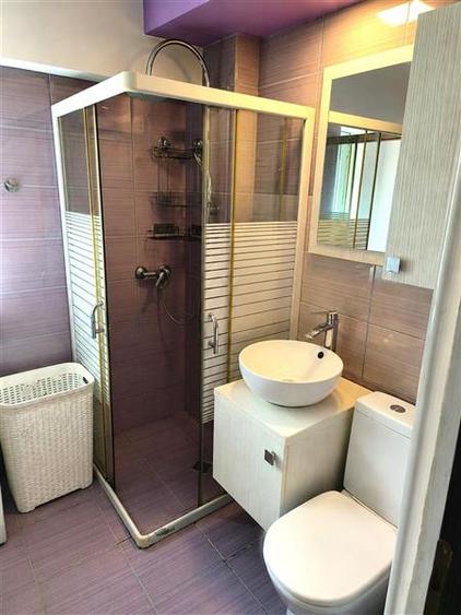 Apartament cu 3 camere decomandat, mobilat în Traian