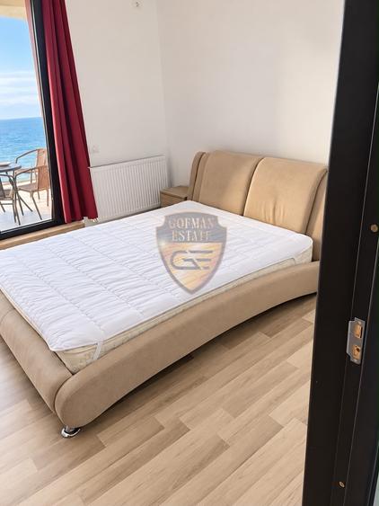 Apartament cu 3 camere decomandat în Faleza Nord