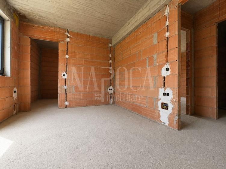 Duplex cu 5 camere cu Canalizare în Iris