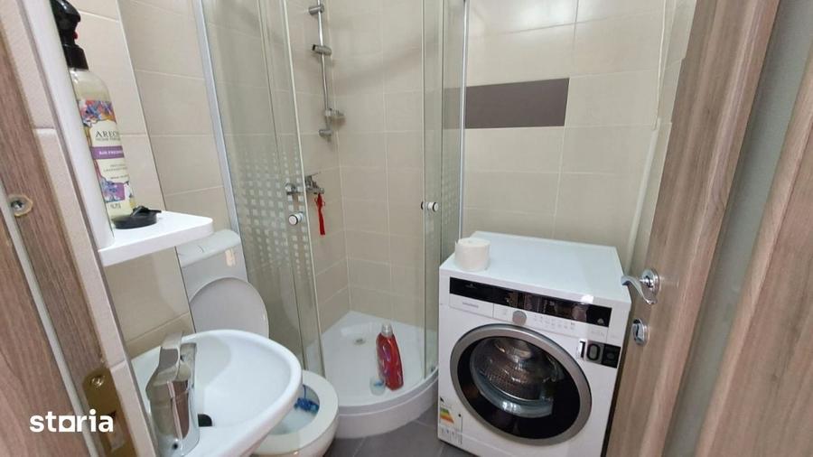Apartament cu 3 camere decomandat în Calea Dumbrăvii