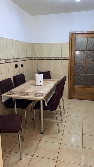 Inchiriez apartament 4 camere - 4