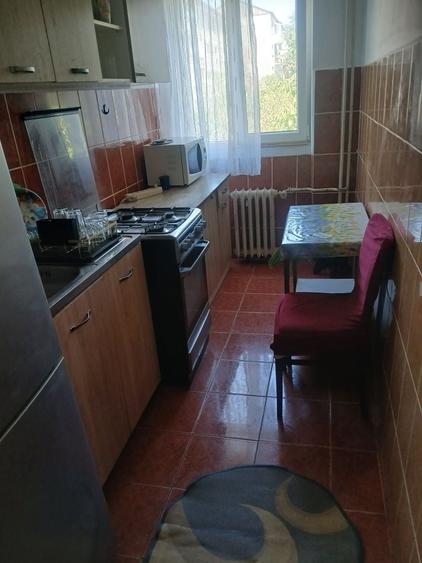 Apartament cu 2 camere decomandat în Exterior Vest