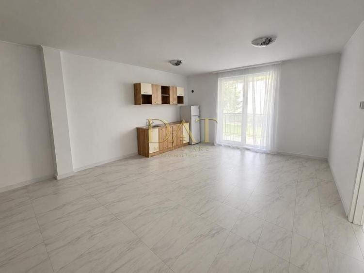Apartament cu 2 camere semidecomandat în Chinteni