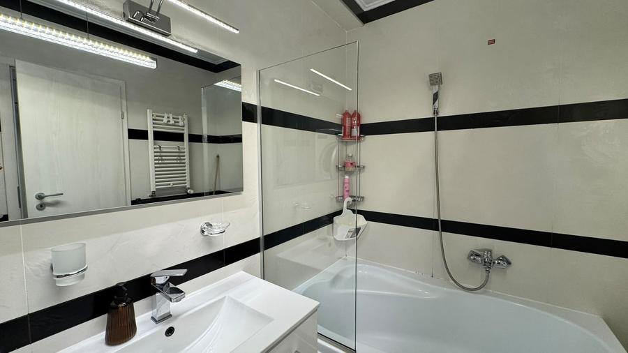 Apartament cu 2 camere decomandat în Nufărul