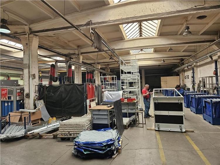 Spațiu industrial, de 4,000 mp, în Sud
