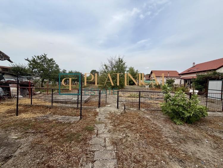 Teren Construcții intravilan de 1475 mp, în Utvin
