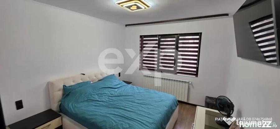 Apartament cu 3 camere semidecomandat în Micro 9