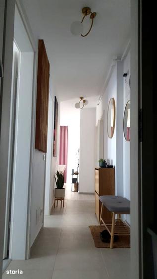 Apartament cu 3 camere decomandat, mobilat în Theodor Pallady
