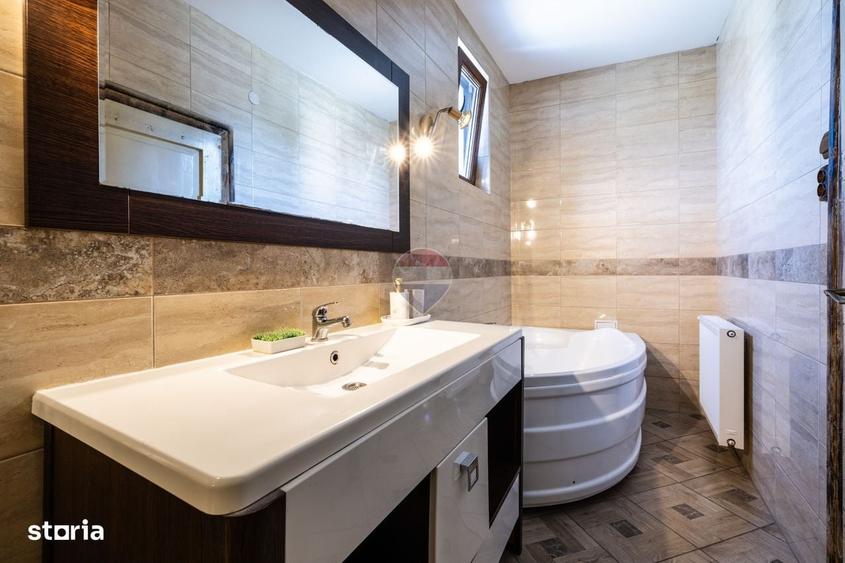 Apartament la casa, 90 mp | Strada De Mijloc - 2