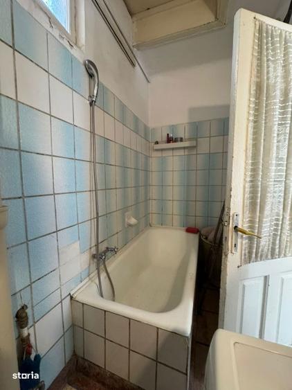 Casă cu 3 camere cu Canalizare în Ultracentral