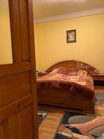 Casă cu 4 camere cu Teren 2417 Mp în Central