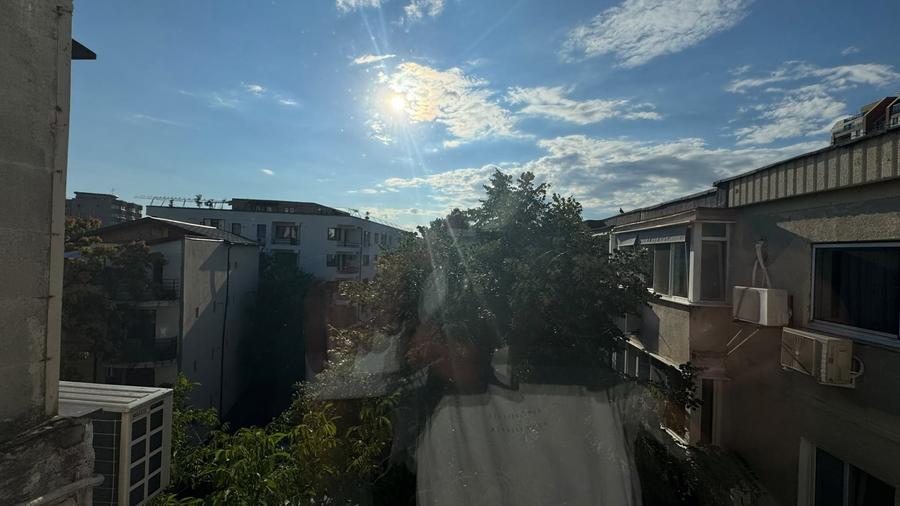 Apartament cu 2 camere decomandat, mobilat în Vitan Mall