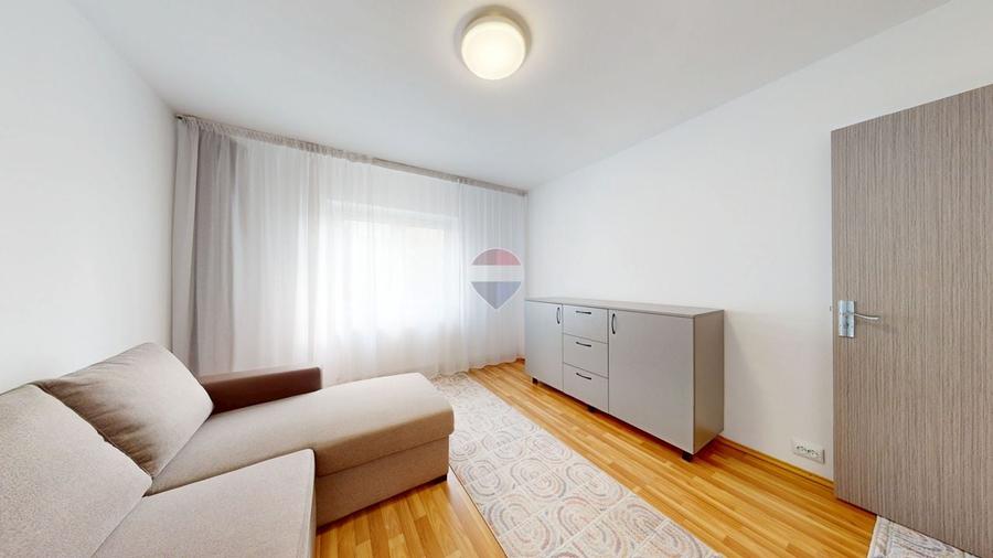 Apartament cu 2 camere decomandat în Răcădău