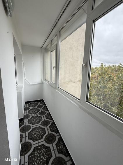 Apartament cu 3 camere în Centrul Civic