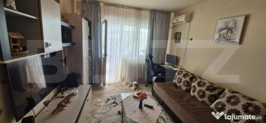 Apartament cu 2 camere decomandat în Central