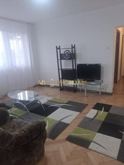 Apartament cu 3 camere semidecomandat, mobilat în Giulești