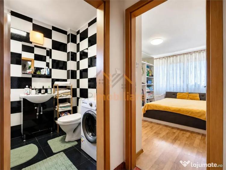 Apartament cu 3 camere decomandat în Sânmartin