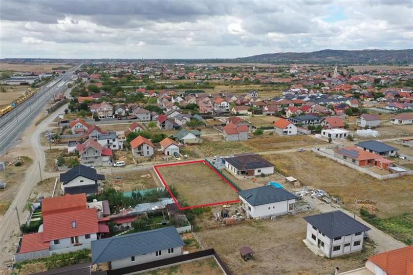 Teren Construcții intravilan de 1000 mp, în Oșorhei