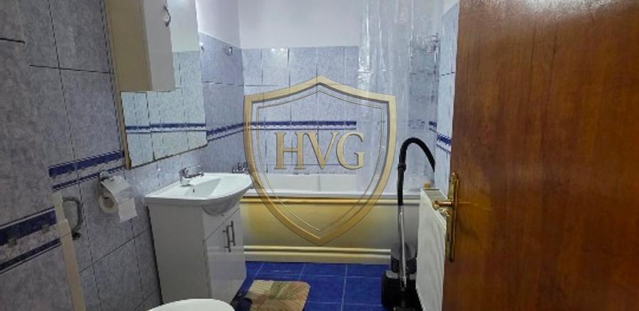 Apartament cu 3 camere semidecomandat, mobilat în 13 Septembrie