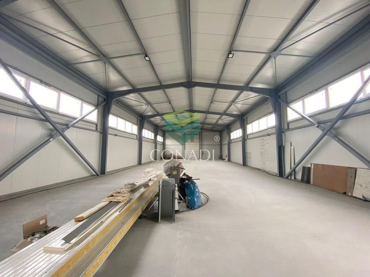Spațiu industrial, de 3,241 mp, în Est