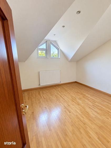 Casă cu Teren 269 Mp în Vitan