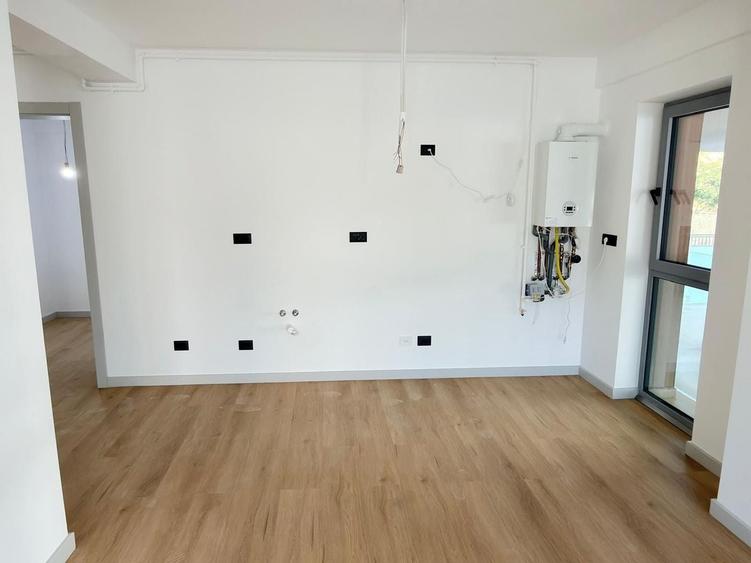 Apartament cu 2 camere decomandat în Lipovei