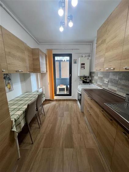 Apartament cu 2 camere decomandat, mobilat în Colentina