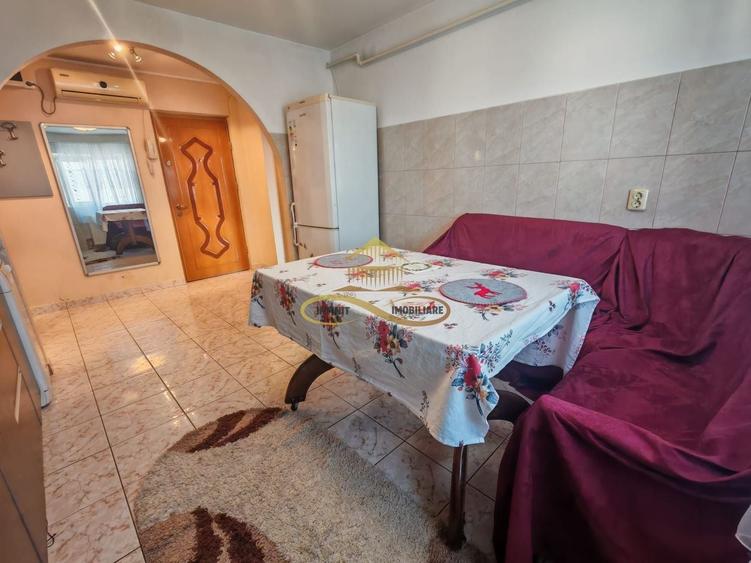 Apartament cu 2 camere decomandat, mobilat în Banca Națională