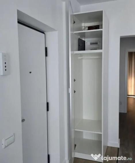 Apartament cu 2 camere decomandat în Kamsas