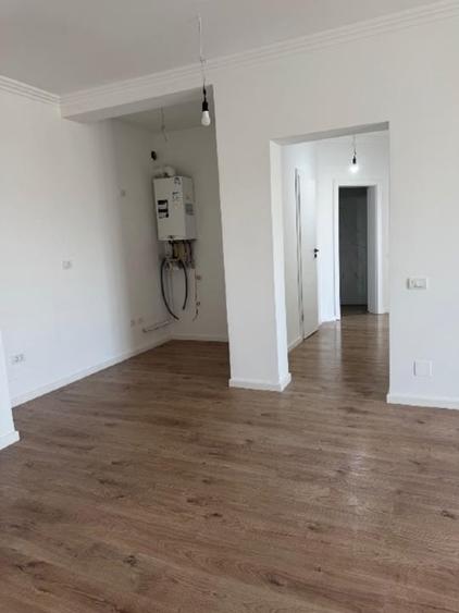 Apartament cu 3 camere decomandat în Torontalului