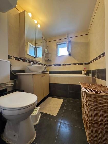 Apartament cu 2 camere decomandat în Aviației