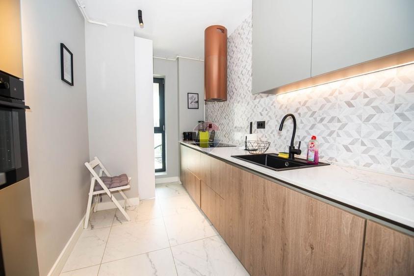 Apartament cu 3 camere decomandat, mobilat în Pipera