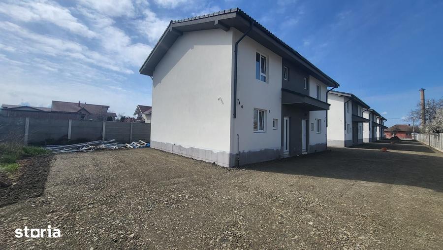 Casă cu 3 camere cu Teren 180 Mp în Giroc