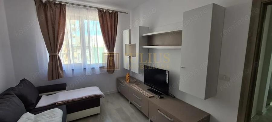 Apartament cu 3 camere decomandat în Spitalul Județean