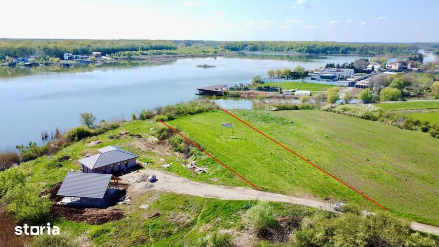 Teren de 3800 mp, în Gruiu