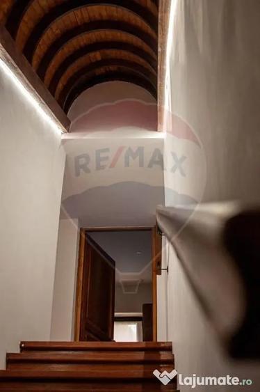 Casă cu 4 camere cu Teren 331 Mp în Valea Alba
