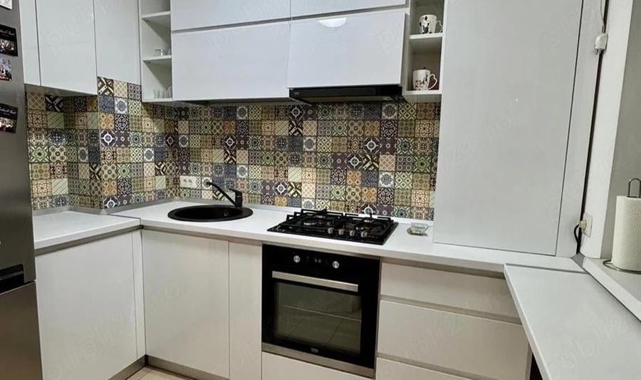 Apartament cu 2 camere semidecomandat în Pantelimon