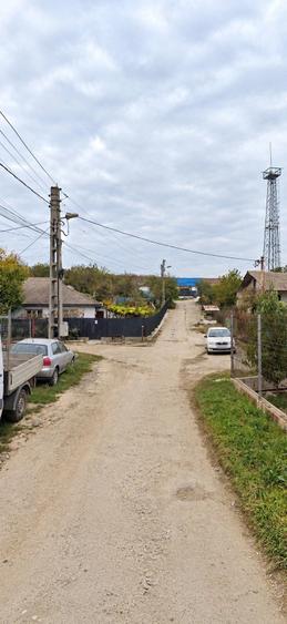 Casă cu 3 camere cu Teren 500 Mp în Central