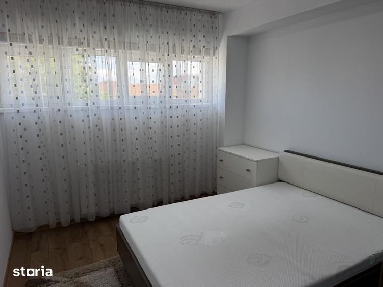 Apartament cu 3 camere în Terezian