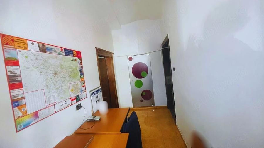 Spațiu comercial, de 42 mp, în P-ța Unirii