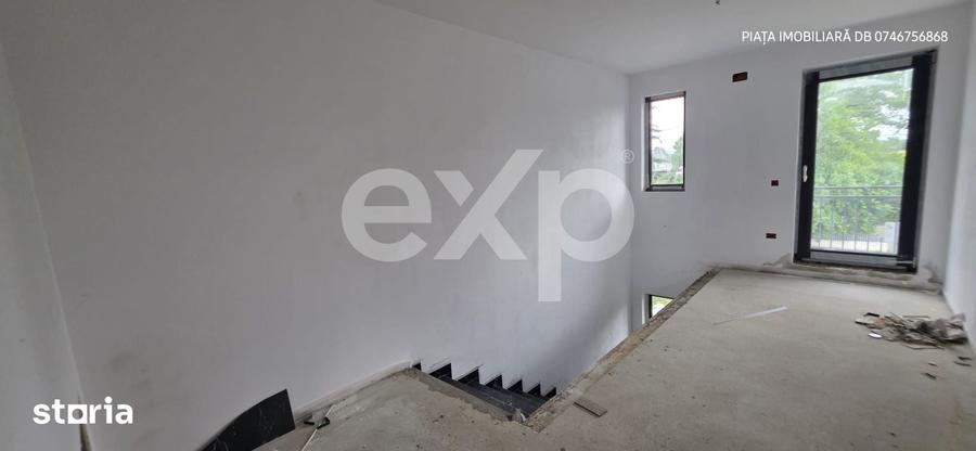 Casă cu 4 camere cu Teren 250 Mp în Ulmi