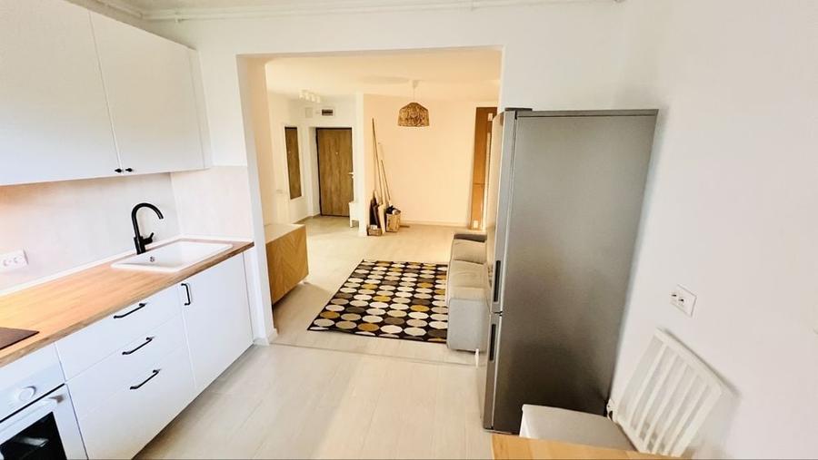 Apartament cu 2 camere decomandat în Cățelu